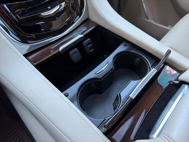 Used 2017 Cadillac Escalade Luxury image 26