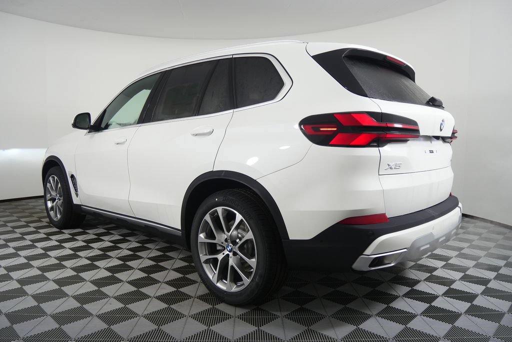 Used 2026 BMW X5 xDrive40i w/ Climate Comfort Package AWD/4WD image 5