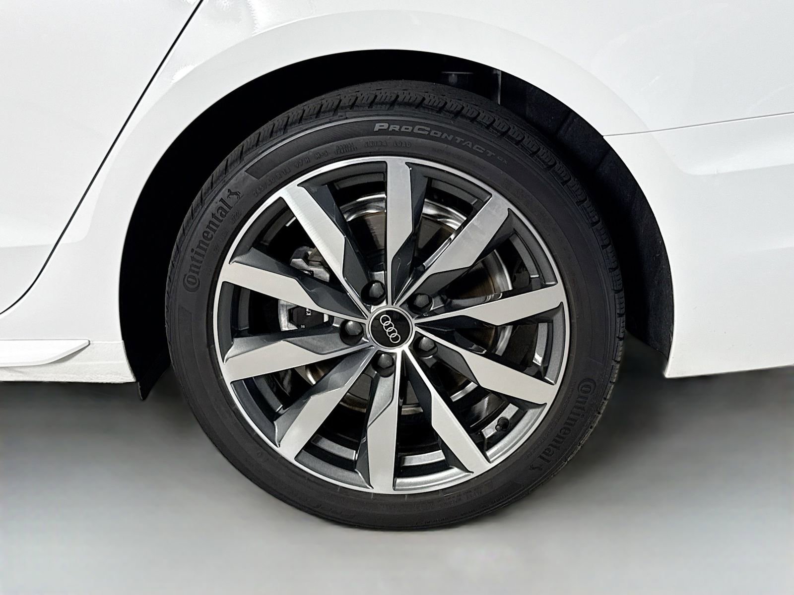 Certified 2023 Audi A4 2.0T Premium w/ Convenience Package image 31