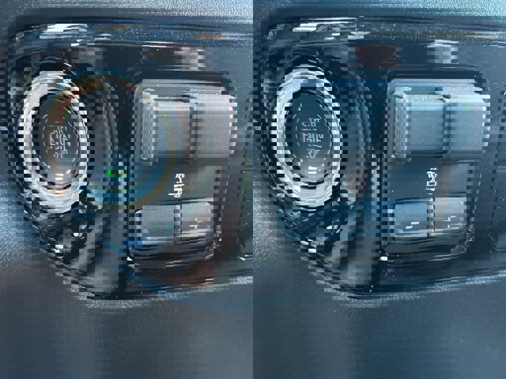 New 2026 Chevrolet Silverado 1500 LT image 14