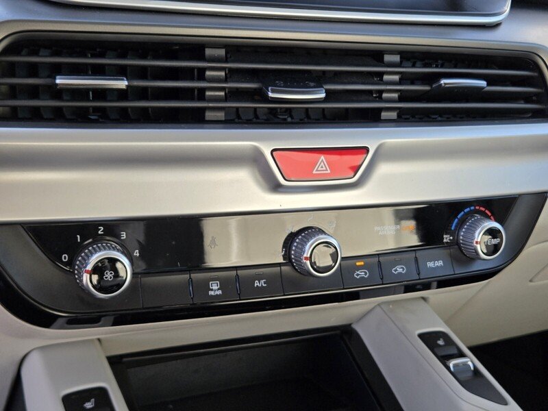 Used 2020 Kia Telluride S FWD image 22