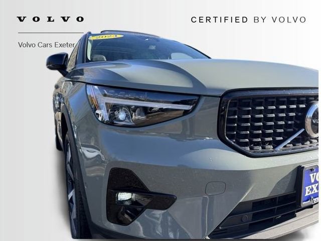 Certified 2024 Volvo XC40 B5 Plus w/ Protection Package Premier image 12