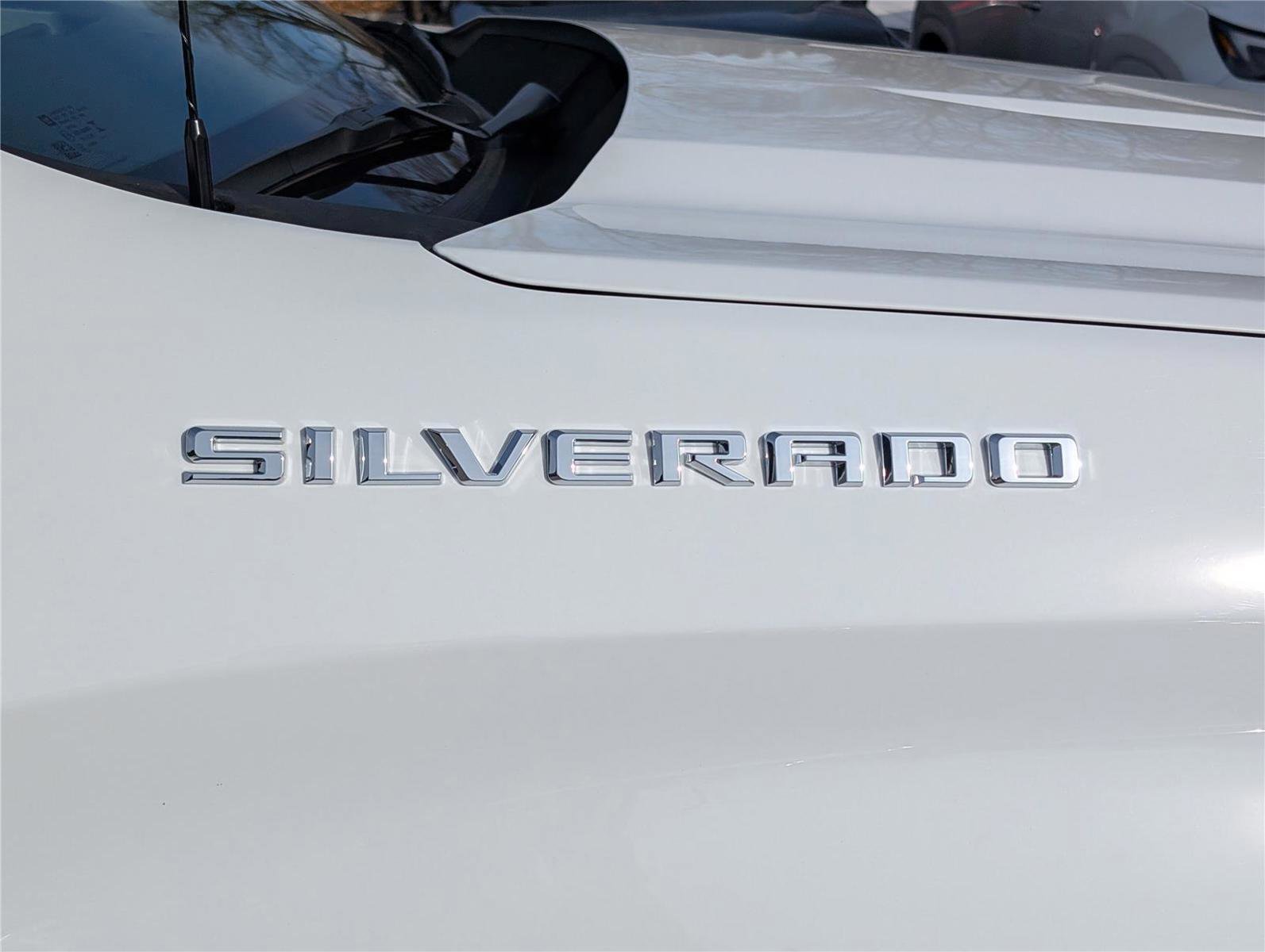 Used 2025 Chevrolet Silverado 1500 W/T w/ Trailering Package image 9