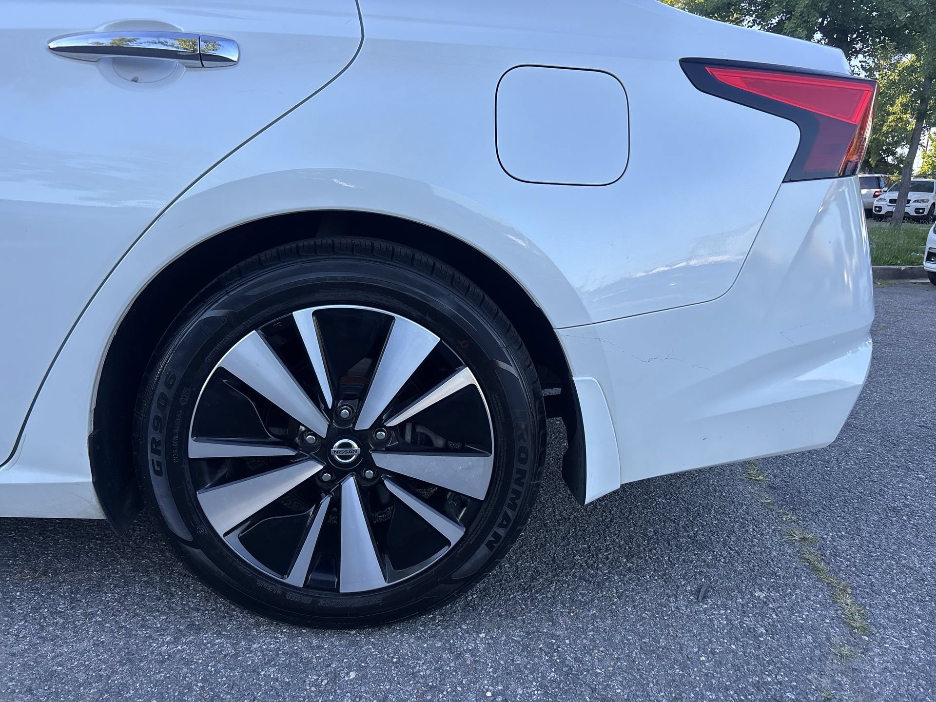 Used 2020 Nissan Altima 2.5 SL FWD image 29