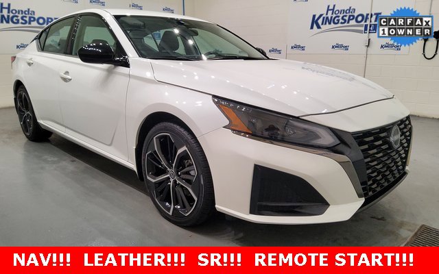 Used 2024 Nissan Altima 2.5 SR image 2