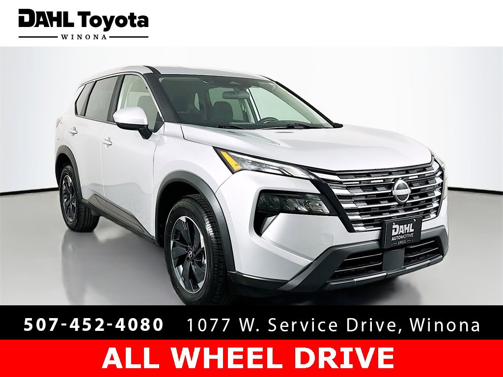 Used 2024 Nissan Rogue SV