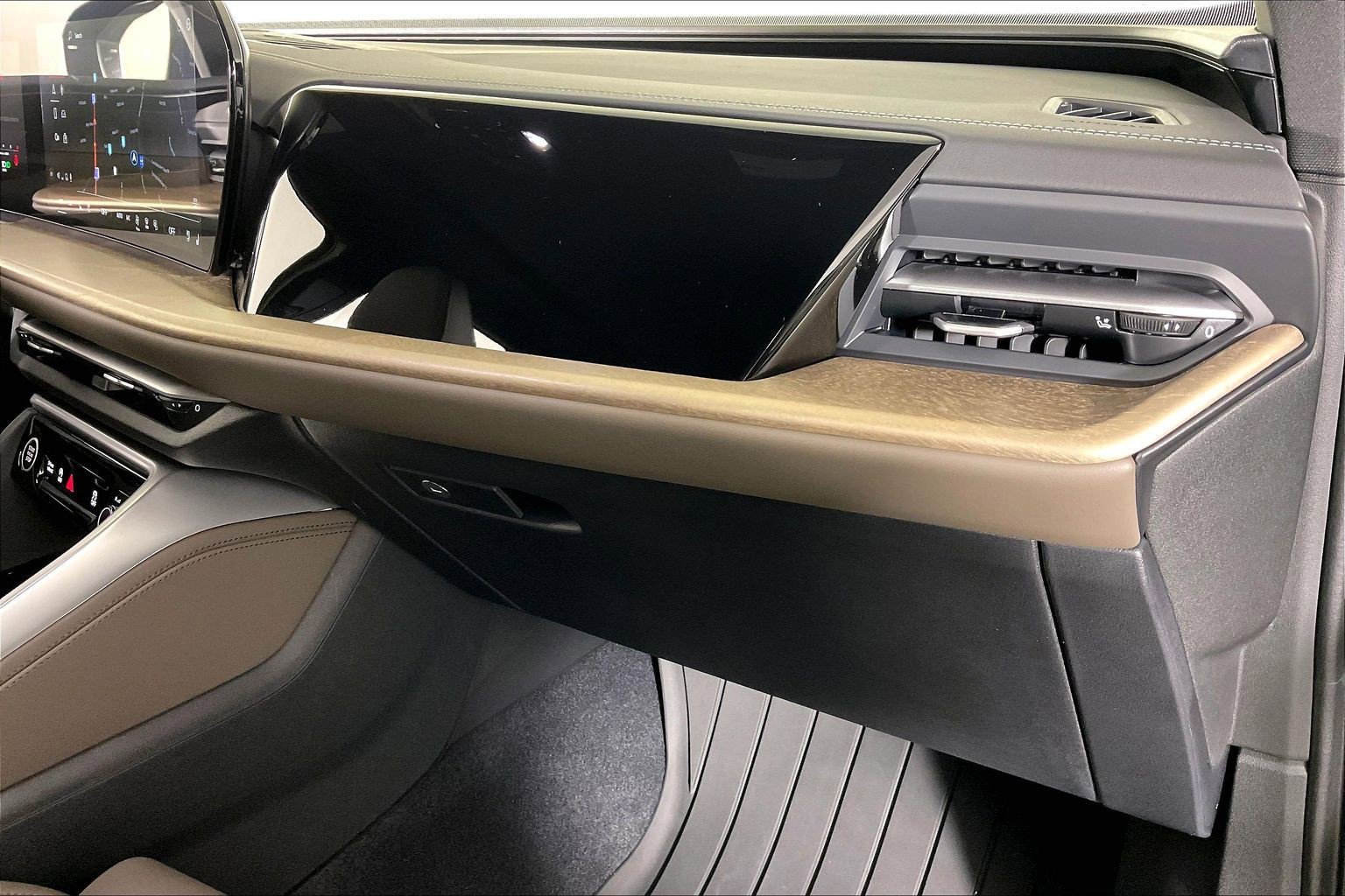 Used 2025 Audi Q5 Premium Plus AWD/4WD image 17