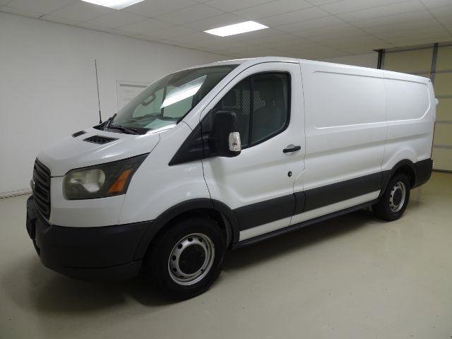 Used 2016 Ford Transit 150 130 Low Roof RWD image 3
