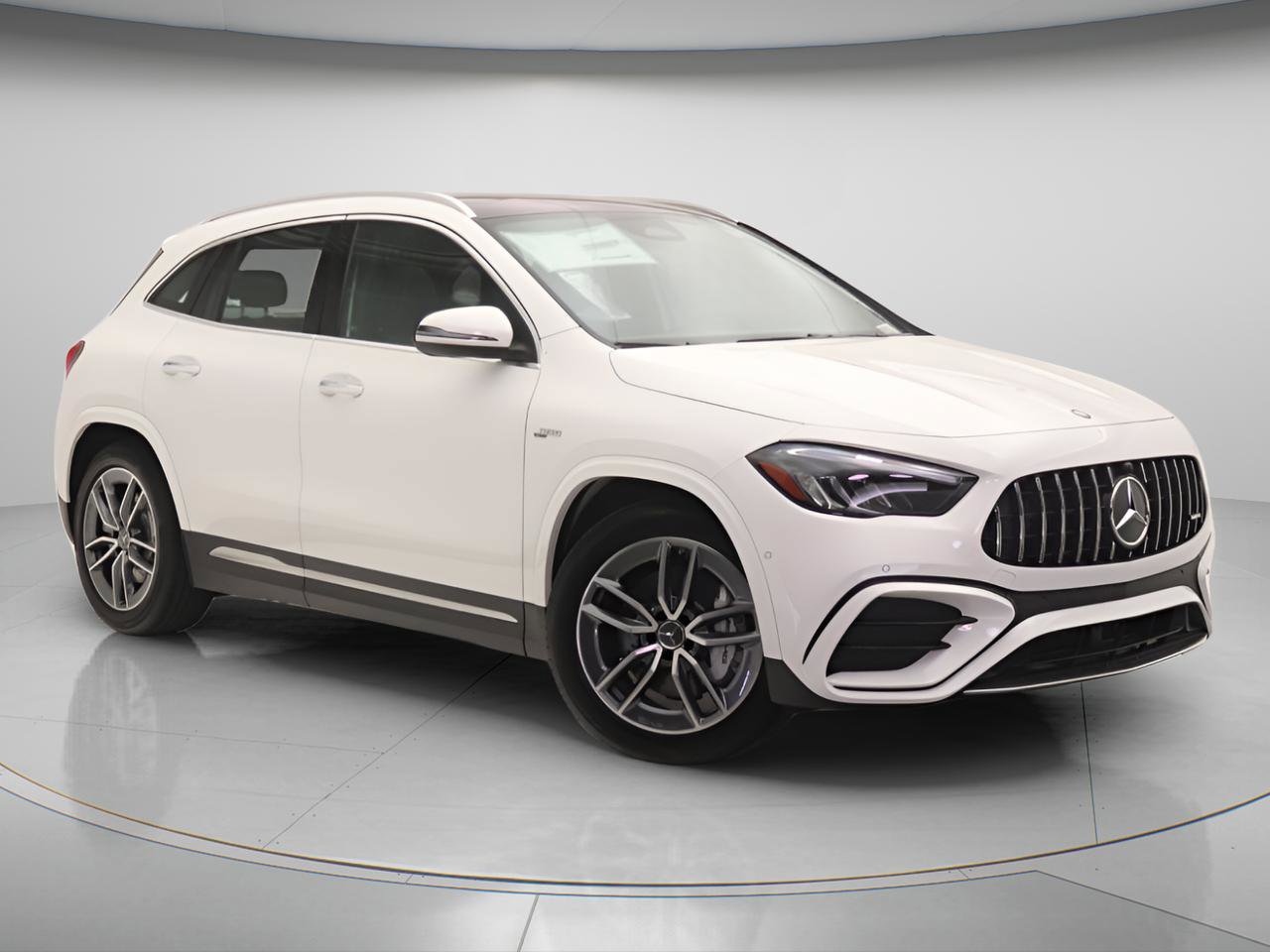 New 2026 Mercedes-Benz GLA 35 AMG 4MATIC image 13