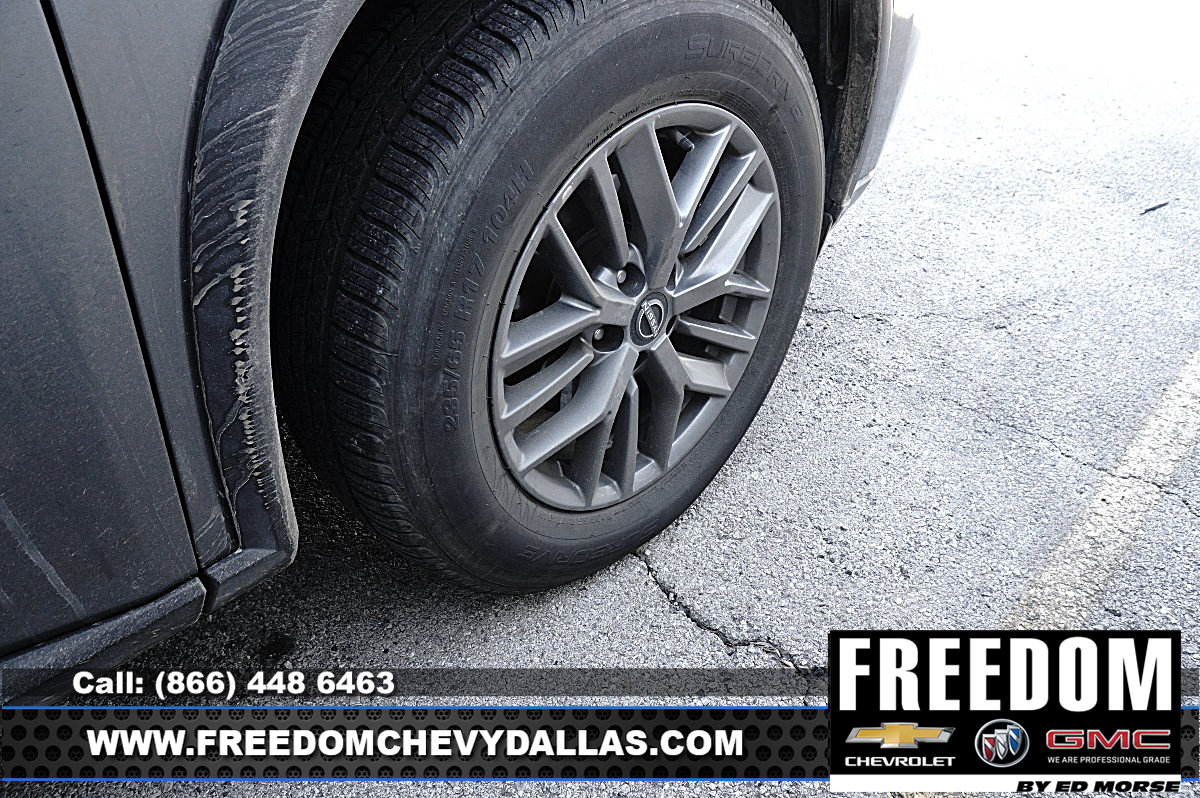 Used 2024 Nissan Rogue S AWD/4WD image 10