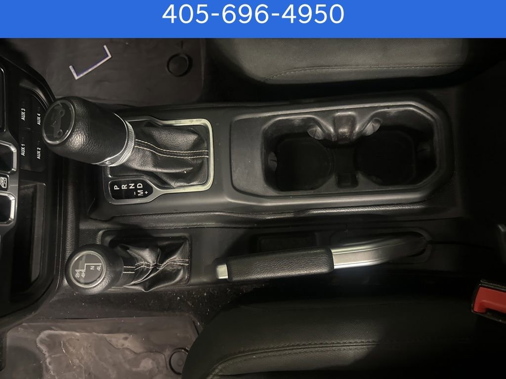 Used 2018 Jeep Wrangler Unlimited Sahara image 22