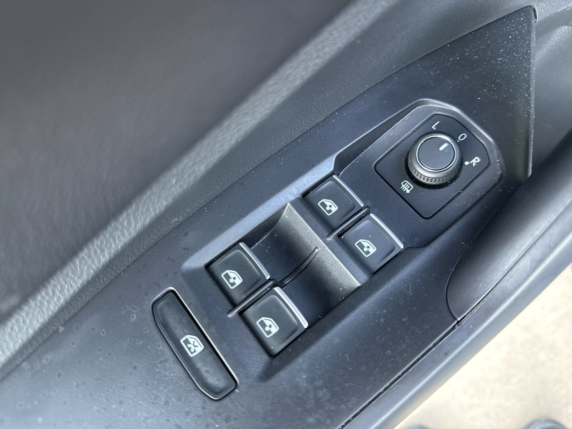 Used 2026 Volkswagen Jetta Sport FWD image 16