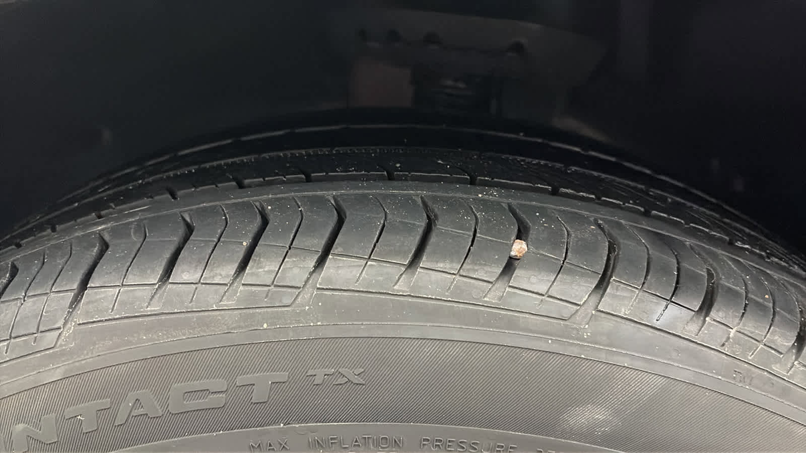 Certified 2024 Chevrolet Trax RS w/ Sunroof Package image 27