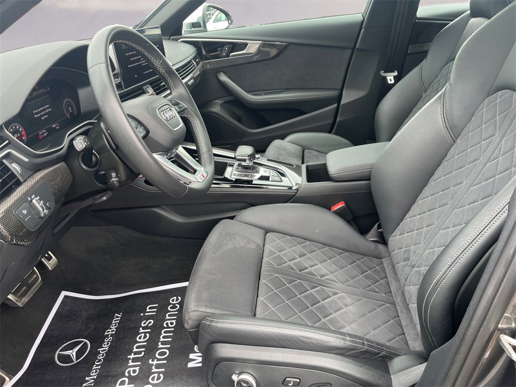 Used 2022 Audi S4 Premium Plus w/ Premium Plus Package image 9