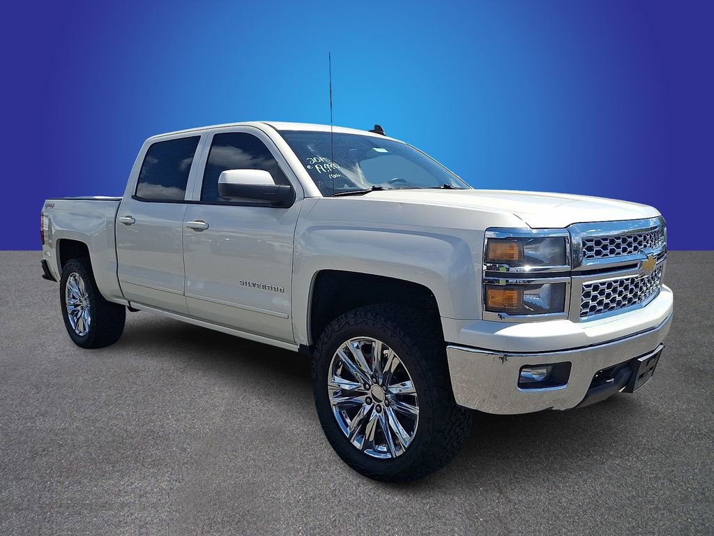 Used 2015 Chevrolet Silverado 1500 LT w/ LT Convenience Package AWD/4WD image 3