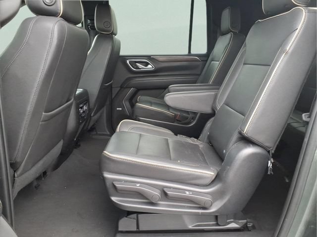 Used 2023 Chevrolet Suburban Premier AWD/4WD image 21