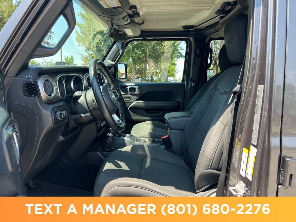 Used 2019 Jeep Wrangler Unlimited Sahara AWD/4WD image 12