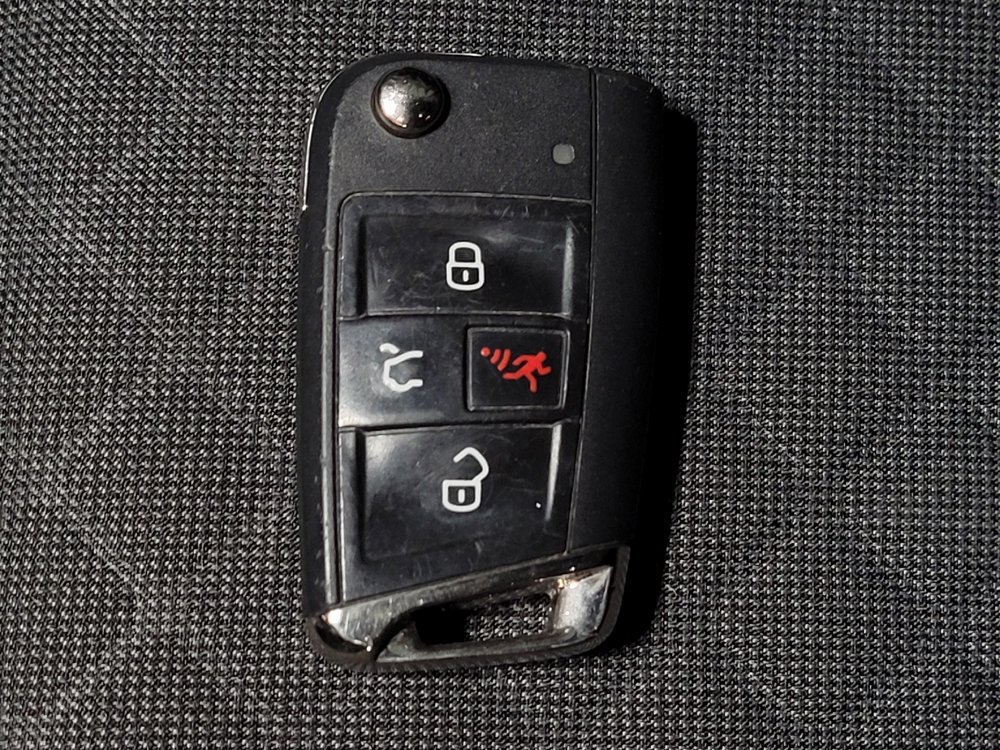 Used 2021 Volkswagen Tiguan S FWD image 32
