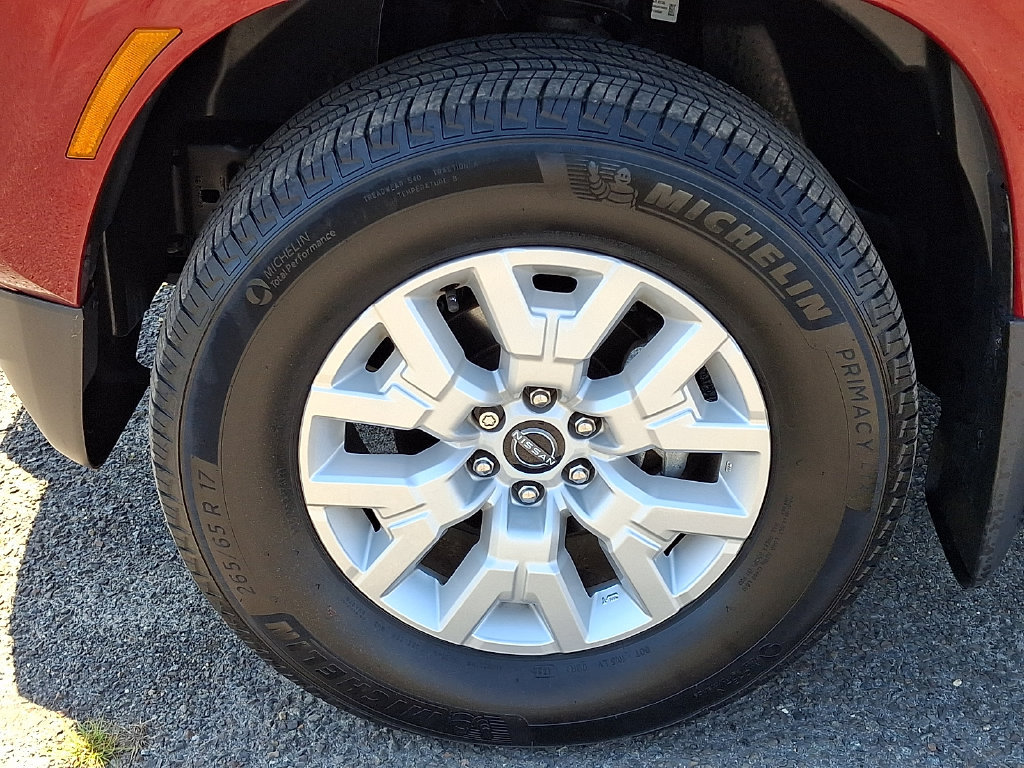 Used 2023 Nissan Frontier SV w/ Technology Package AWD/4WD image 29