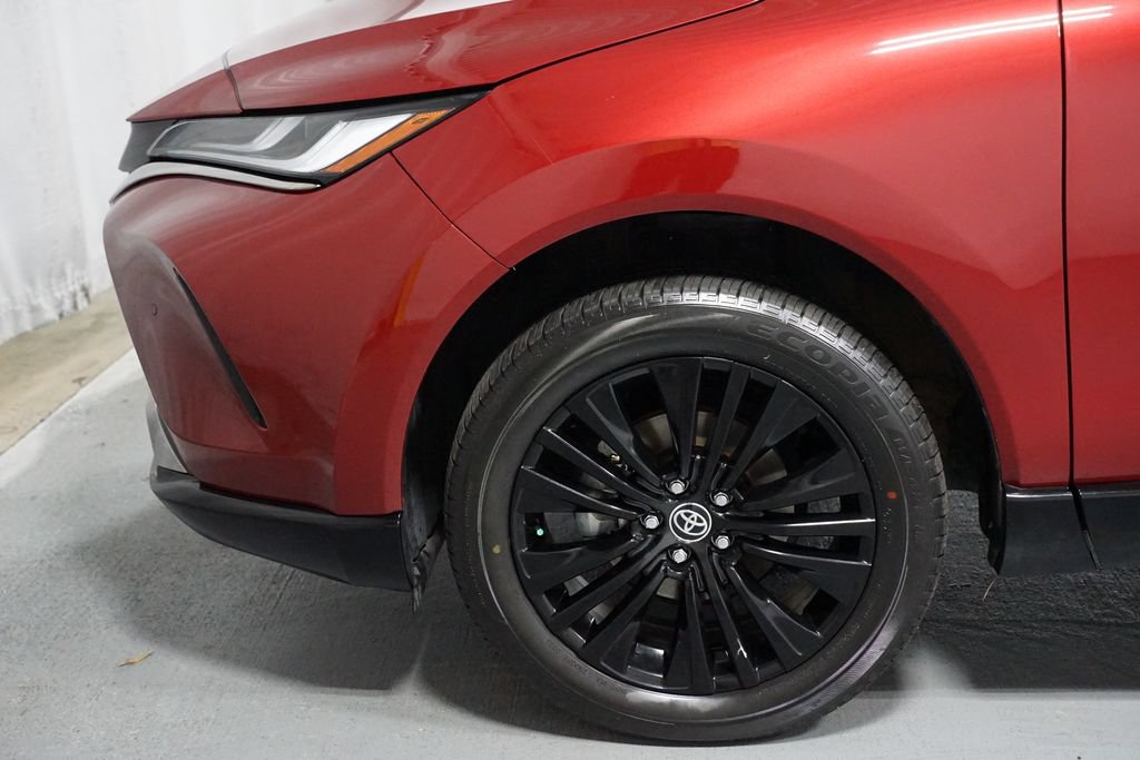 Certified 2023 Toyota Venza Nightshade AWD/4WD image 5