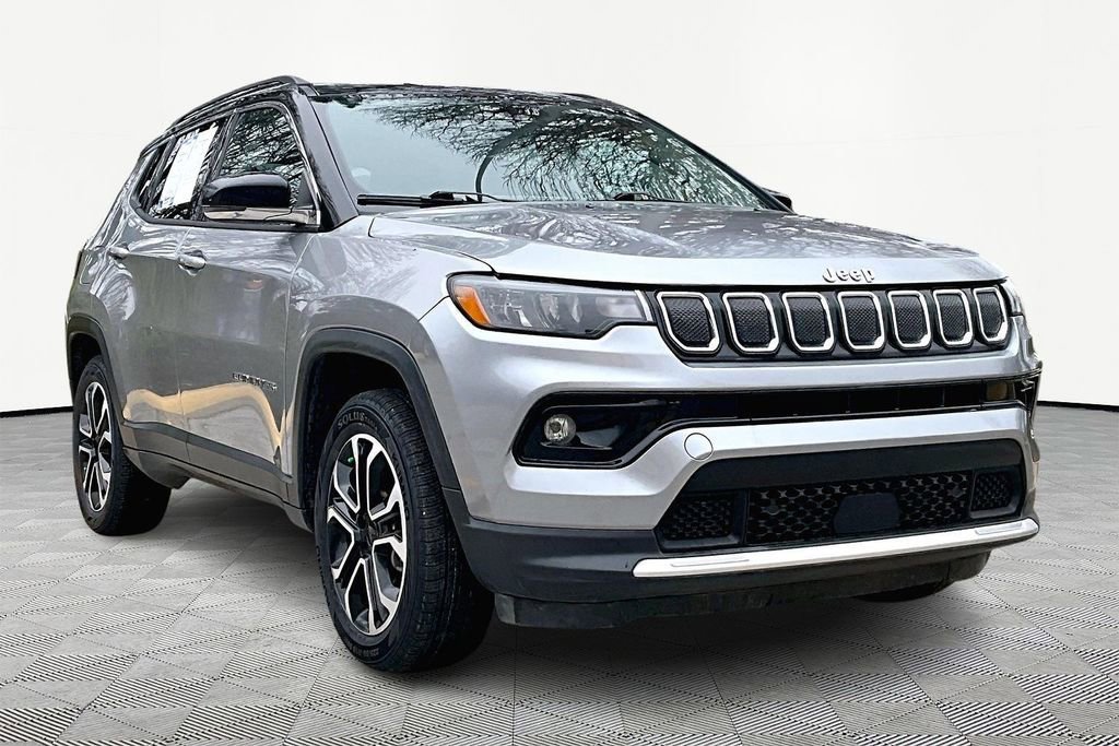 Used 2022 Jeep Compass Limited image 12