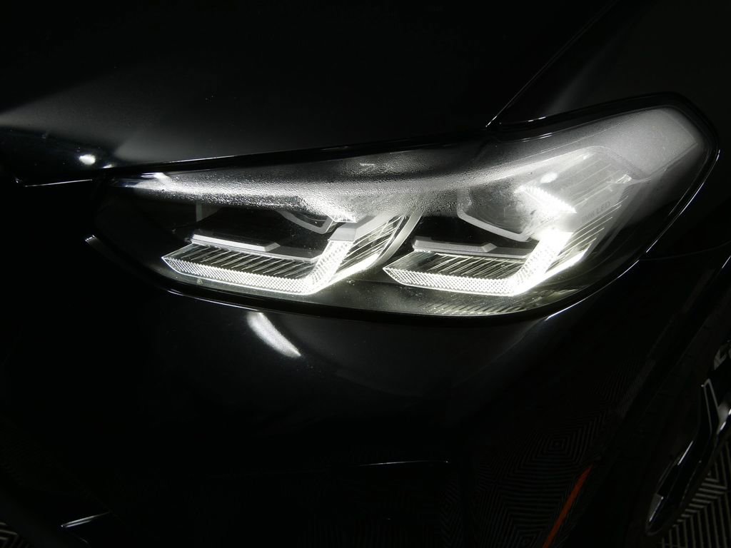 Used 2022 BMW X3 M image 9