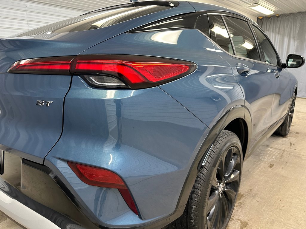 Used 2024 Buick Envista Sport Touring w/ Convenience I Package image 27