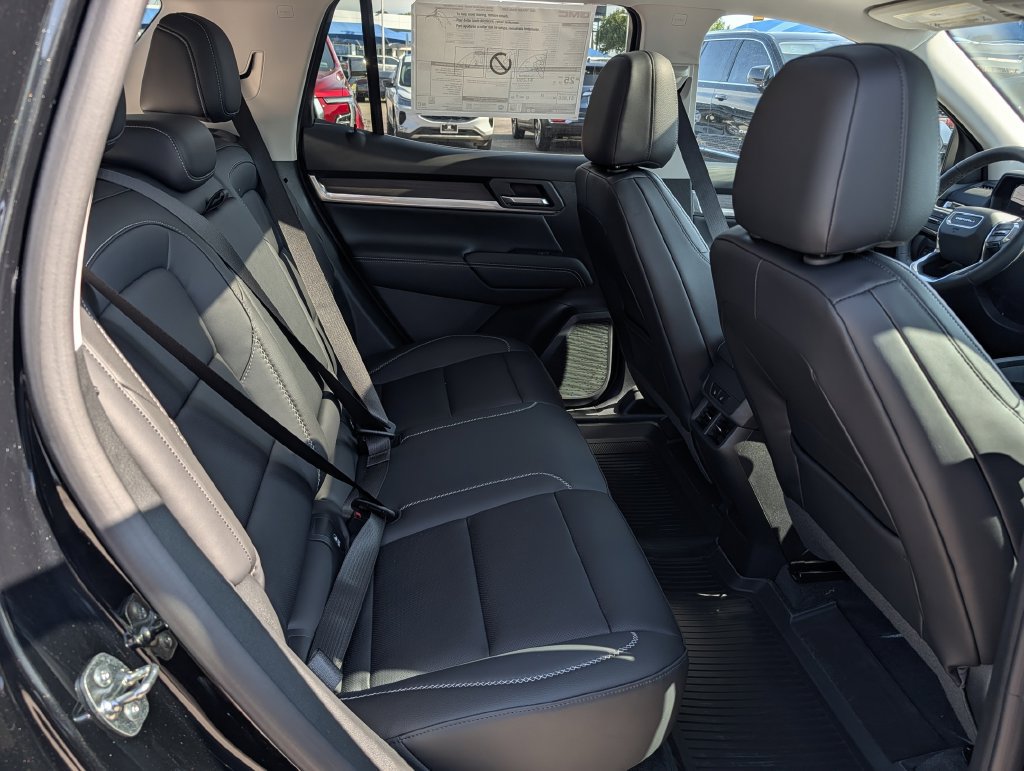 New 2027 GMC Terrain Denali w/ LPO, Floor Liner Package AWD/4WD image 28