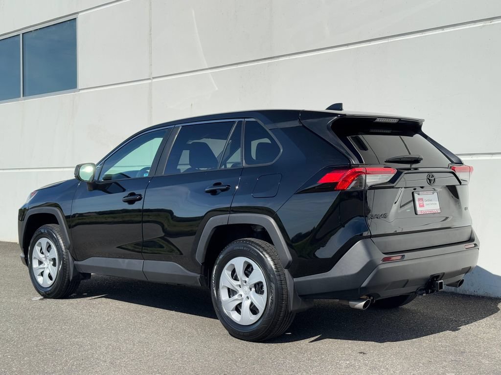 Certified 2023 Toyota RAV4 LE FWD image 5