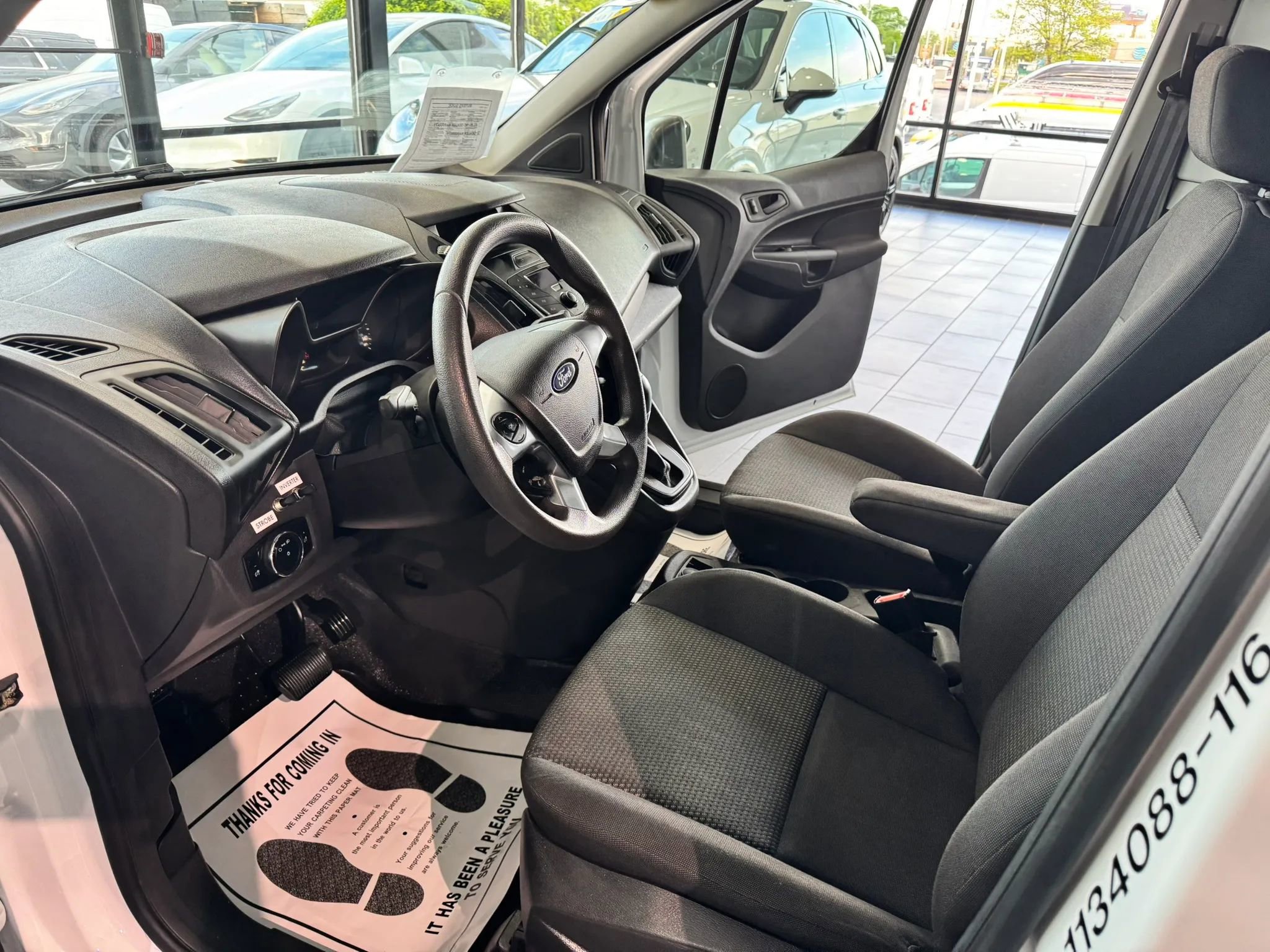 Used 2016 Ford Transit Connect XL FWD image 9