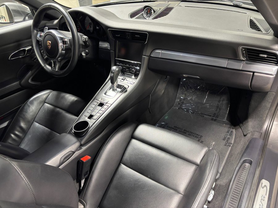 Used 2012 Porsche 911 Carrera S image 5