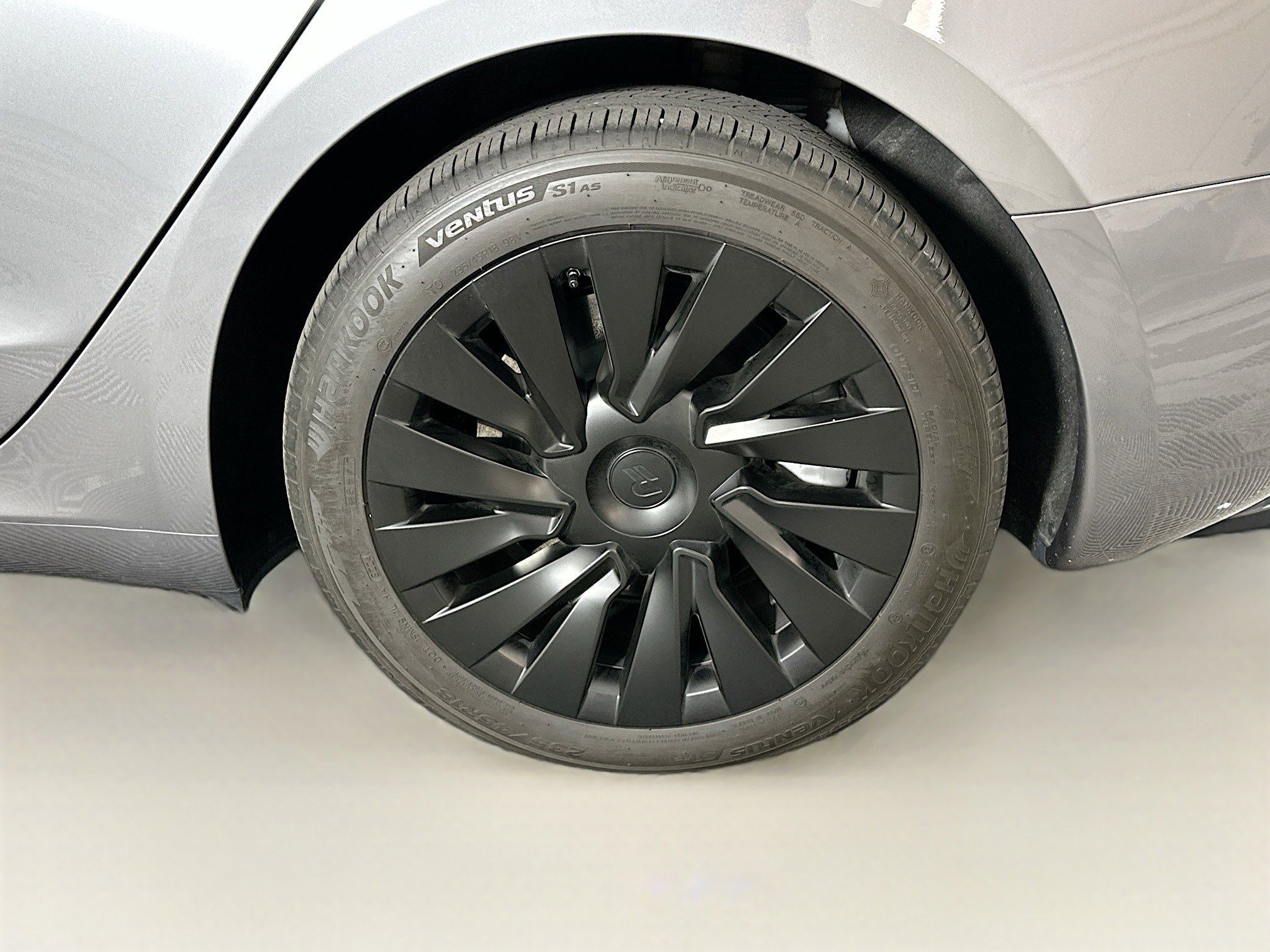 Used 2025 Tesla Model 3 Long Range AWD/4WD image 11