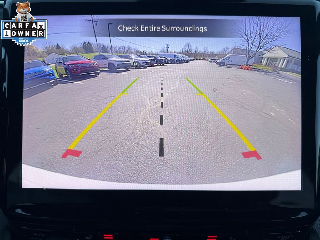 Used 2024 Jeep Grand Cherokee Limited image 13