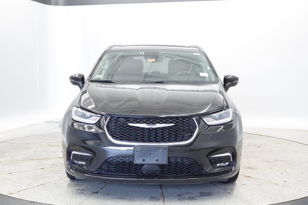 Certified 2023 Chrysler Pacifica Touring-L FWD image 11