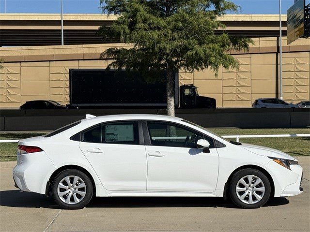 New 2026 Toyota Corolla LE FWD image 3