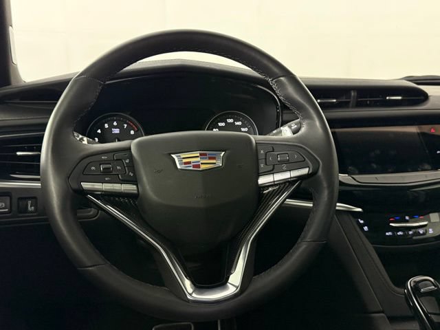 Certified 2025 Cadillac XT6 Sport w/ LPO, Red Accent Package AWD/4WD image 21