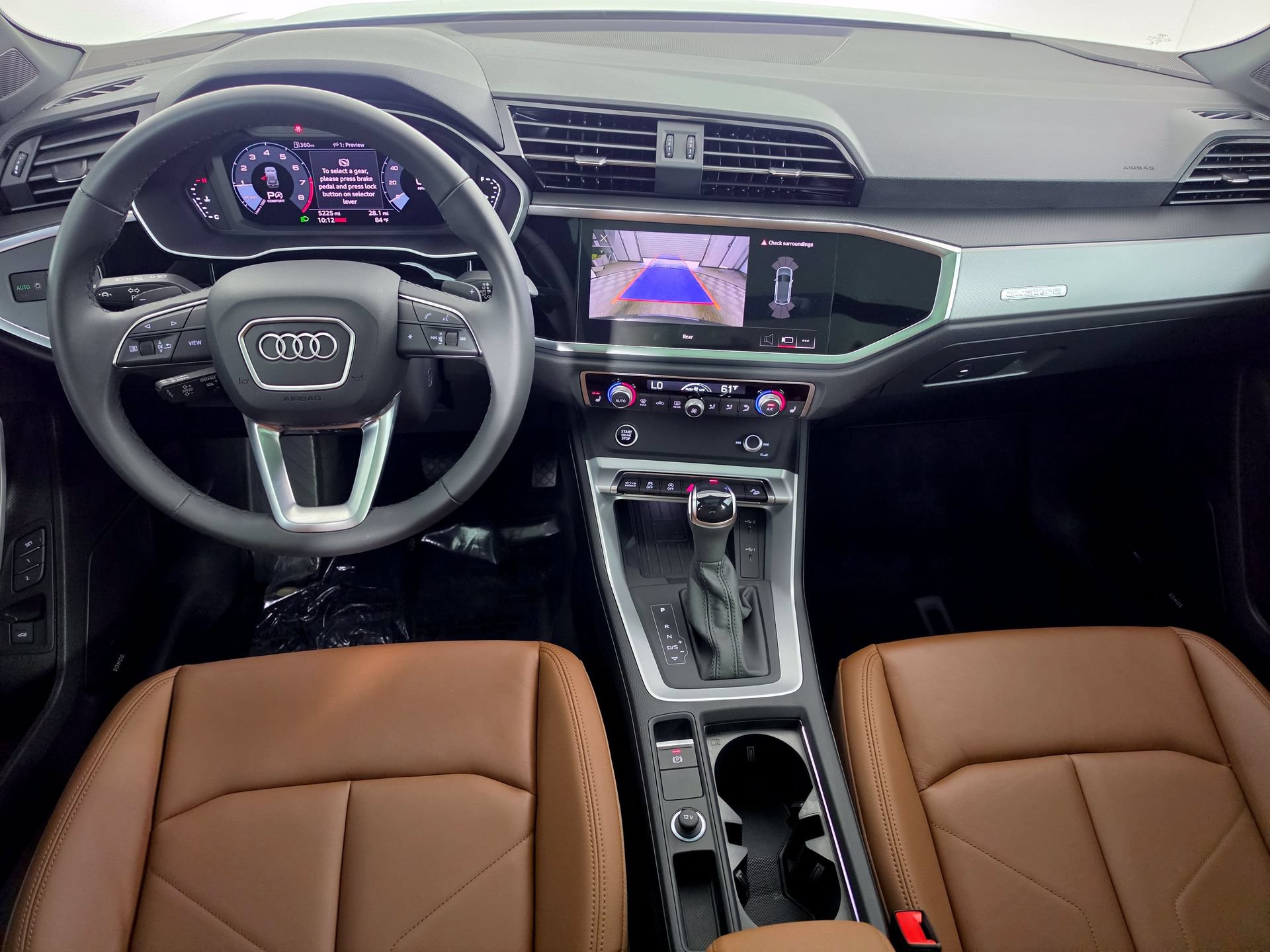 Certified 2025 Audi Q3 2.0T Premium w/ Convenience Plus Package AWD/4WD image 37