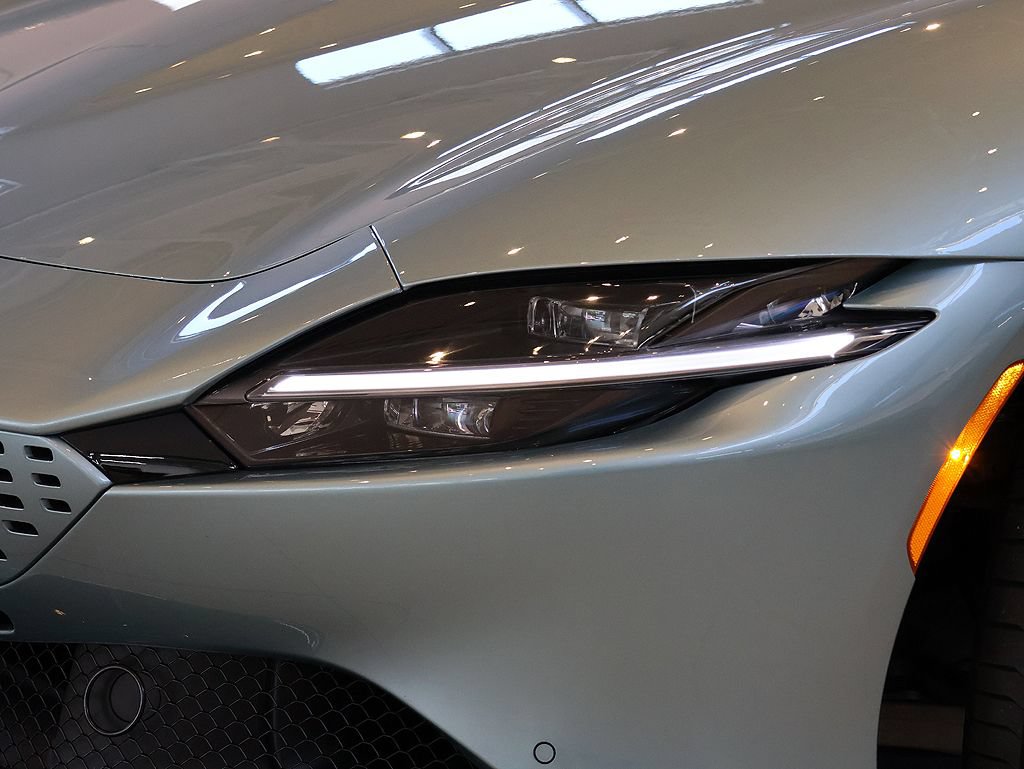 Certified 2024 Ferrari Roma Spider RWD image 20