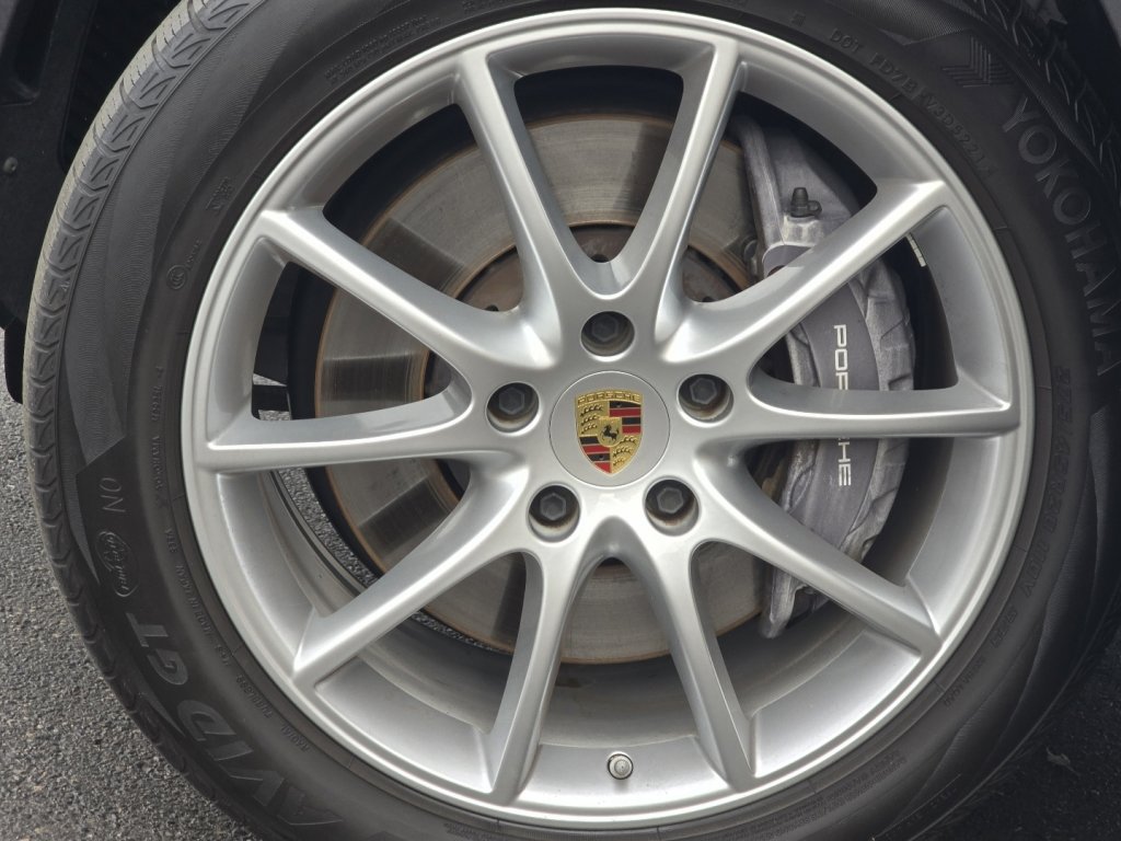 Certified 2023 Porsche Cayenne image 14