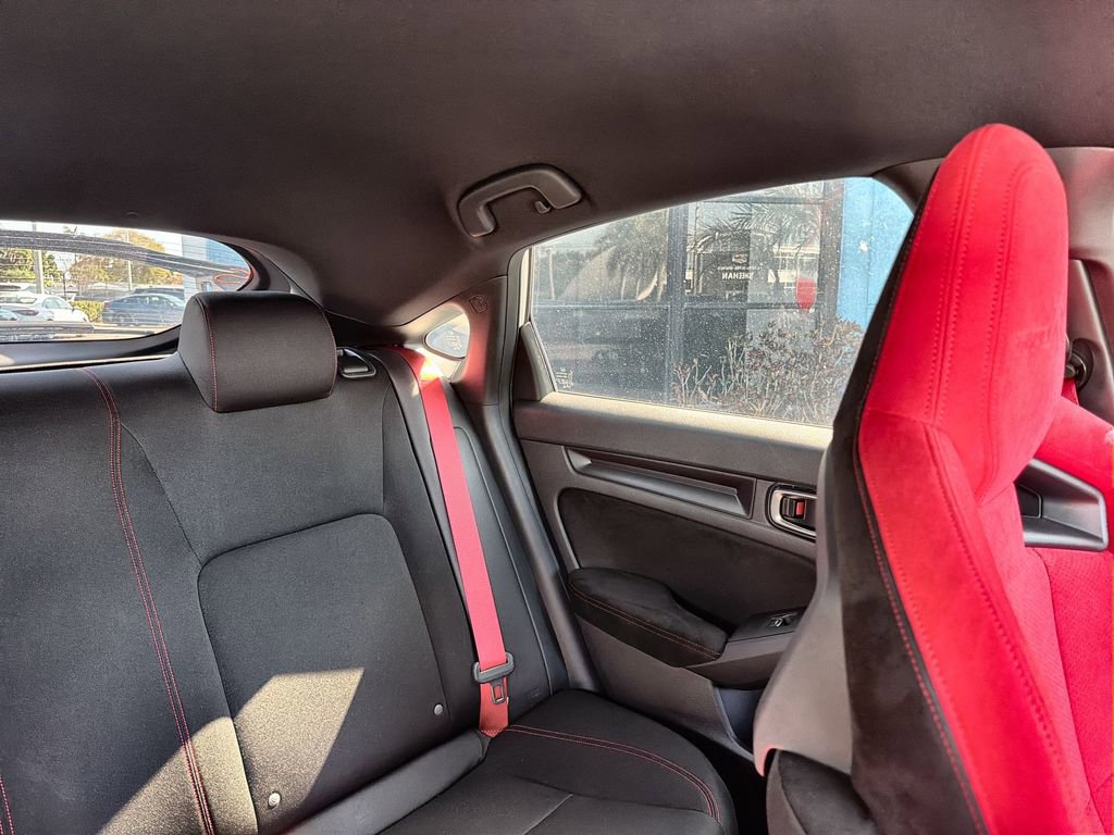 Used 2025 Honda Civic Type R image 15