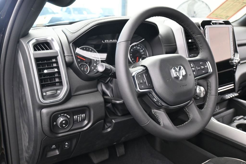 Used 2026 RAM 1500 Laramie AWD/4WD image 15