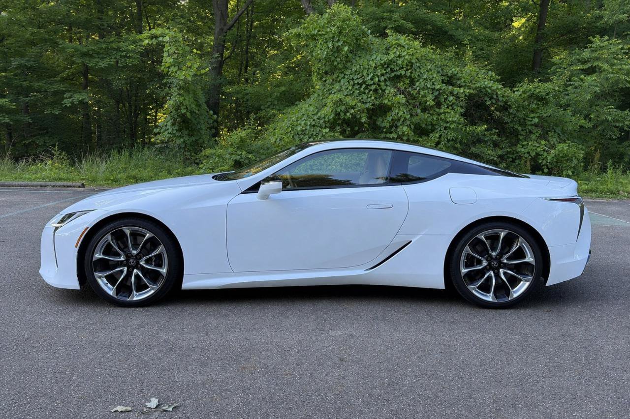 Used 2021 Lexus LC 500 Coupe w/ Performance Package RWD image 4