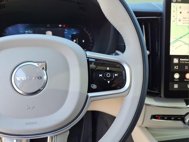 New 2026 Volvo XC60 B5 Ultra w/ Protection Package Premier image 16