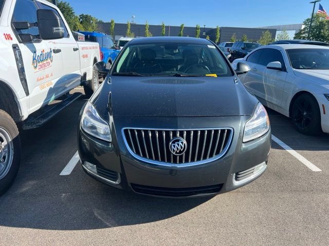Used 2013 Buick Regal Leather FWD image 2