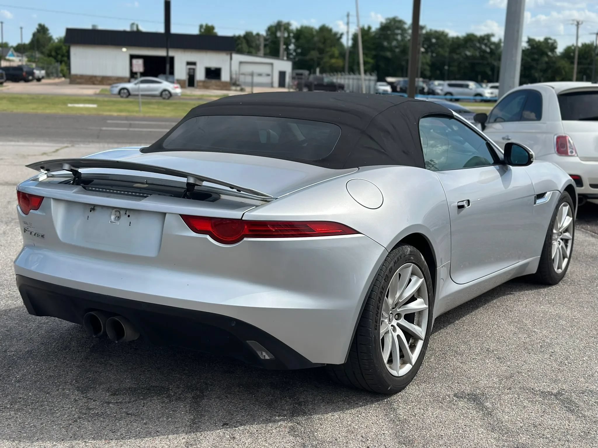 Used 2014 Jaguar F-TYPE Convertible RWD image 11