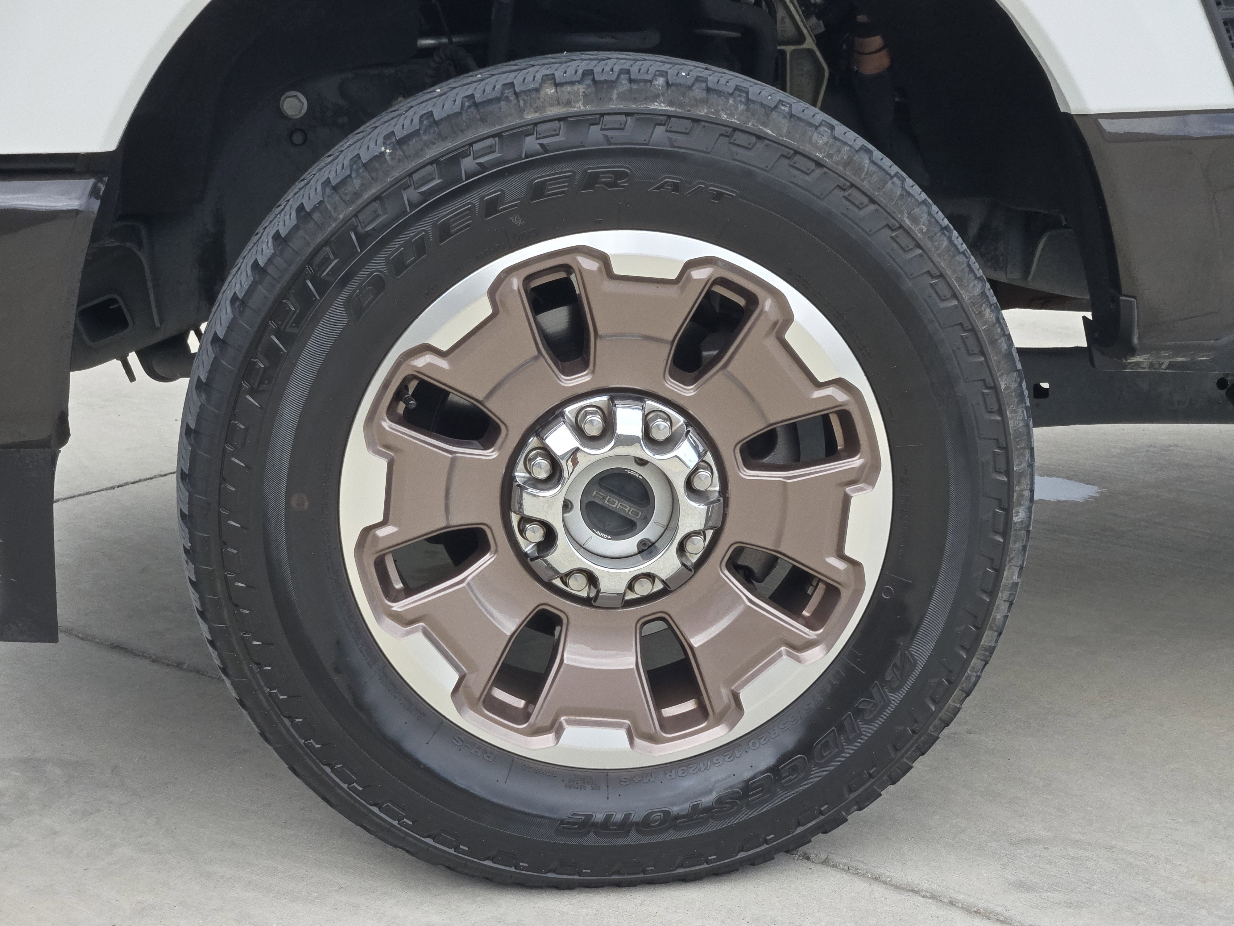 Used 2025 Ford F250 King Ranch w/ FX4 Off-Road Package AWD/4WD image 14