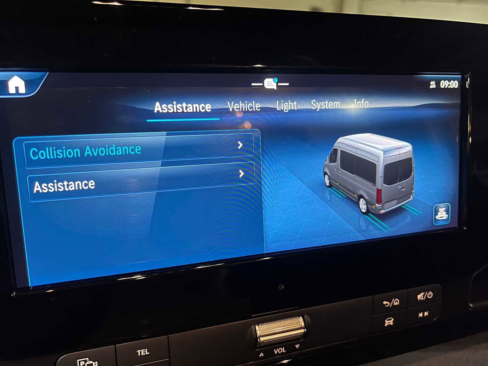 Used 2025 Mercedes-Benz Sprinter 2500 image 34