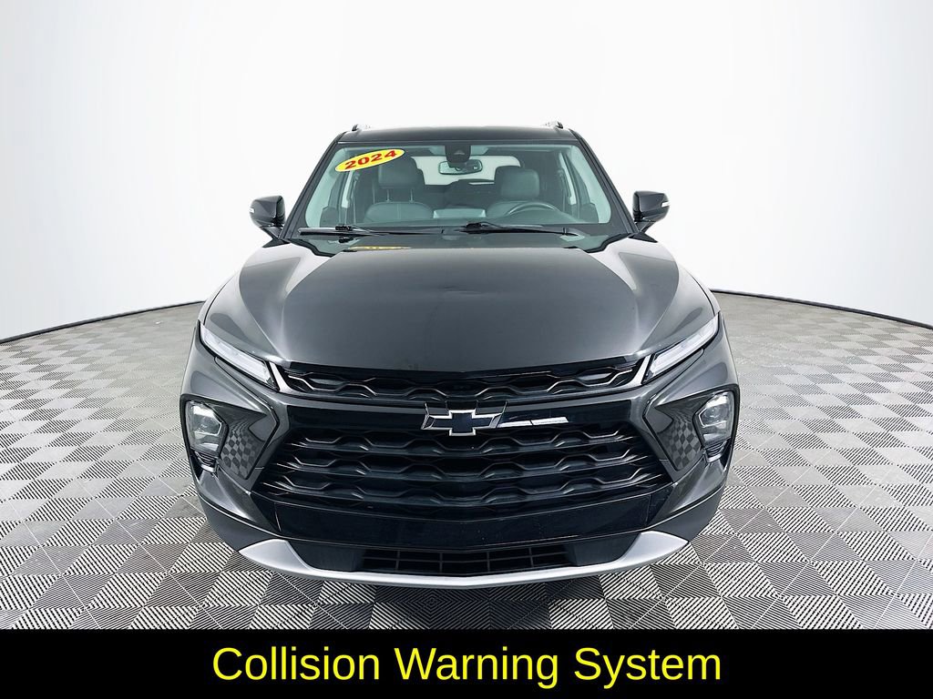 Used 2024 Chevrolet Blazer LT w/ Midnight/Sport Edition image 4