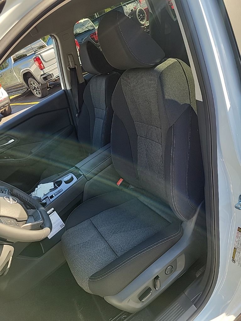 New 2026 Nissan Rogue SV image 15