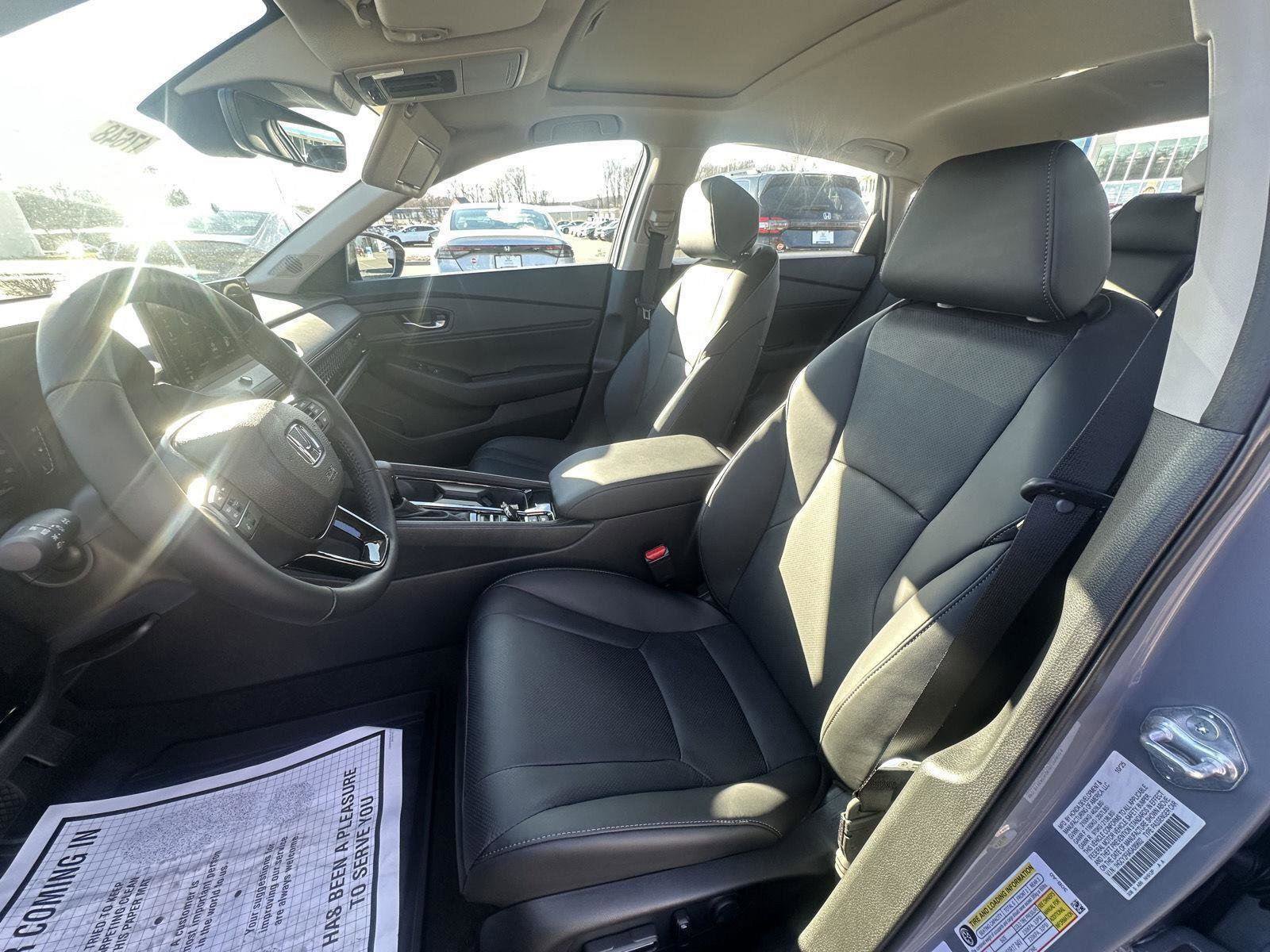 New 2025 Honda Accord EX-L image 10